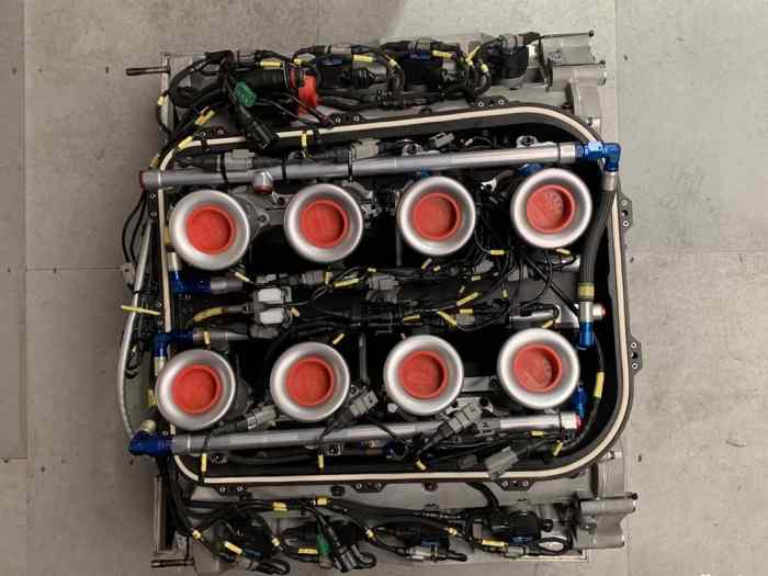 Nissan VK45 V8 engines