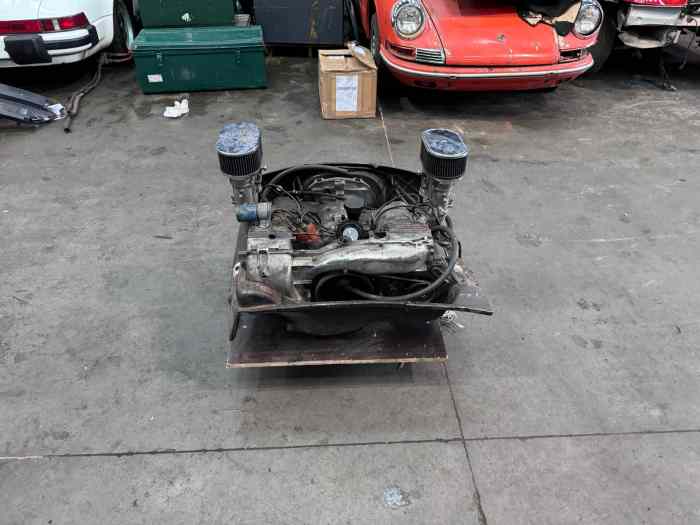 Moteur PORSCHE 914 2.0 avec carburateur 2