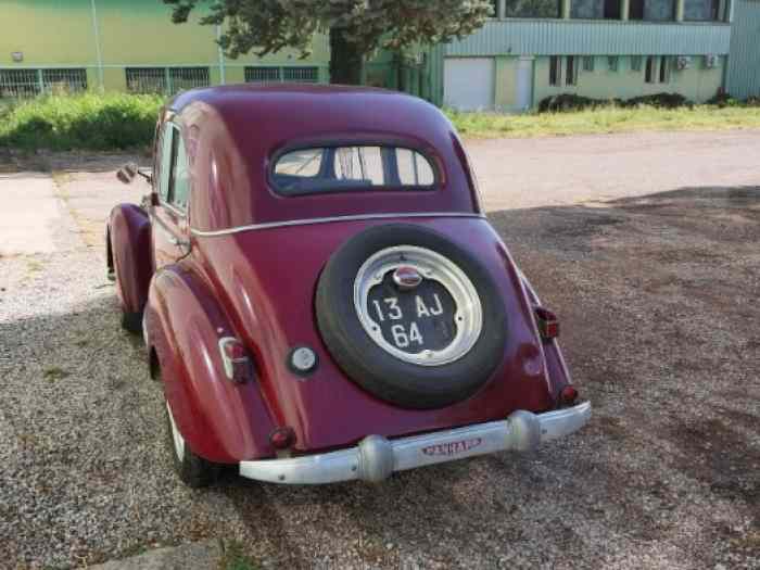 Panhard Dyna X 2