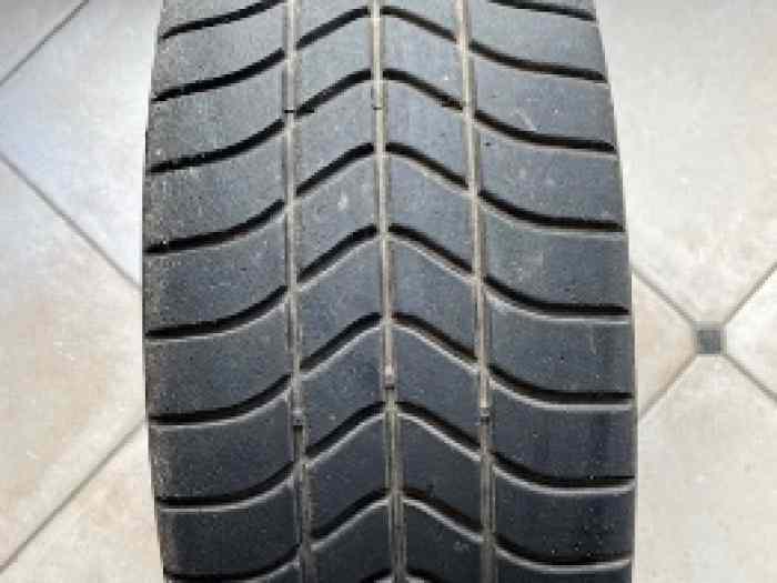 Pneus Rally Pirelli Cinturato 235/40-18 RWB 3