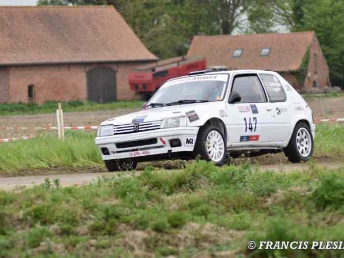 Peugeot 205 GTI MI16 3