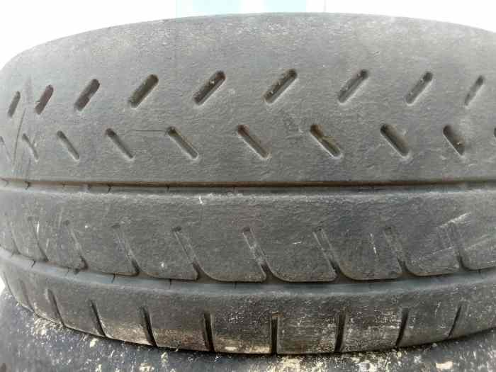 Lot Pneus Michelin/Hankook 16 pouces 2