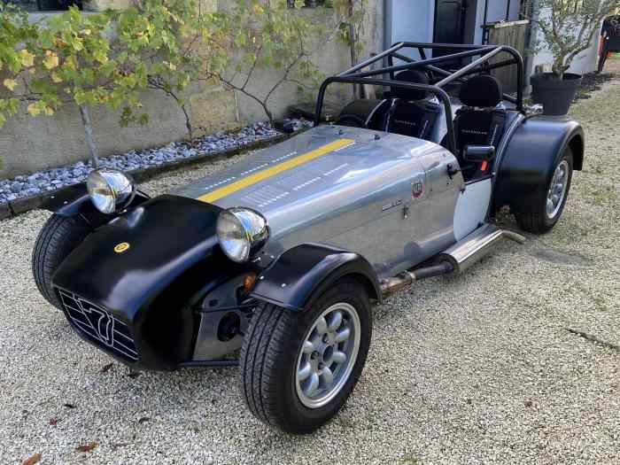 CATERHAM Super Seven 