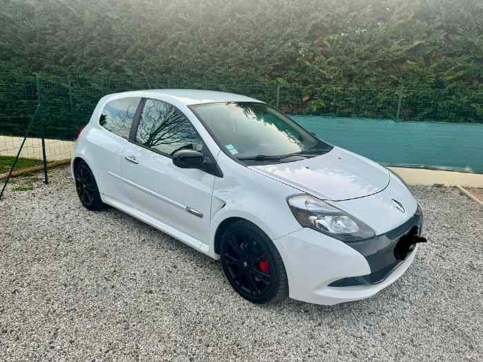 Clio 3 RS cup 2012 / 81500km / SANS CA...