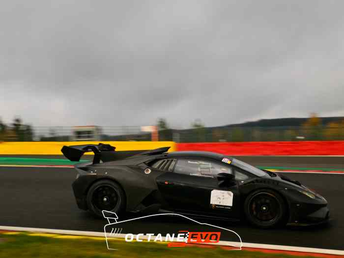 Lamborghini Huracan Super Troféo evo 2