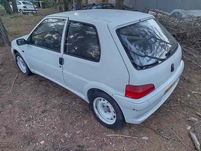 Peugeot 106 rallye 0