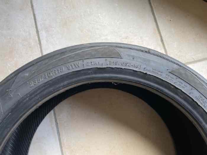 PNEUS RACING MRF ZTA 235/40-18 Medium 2