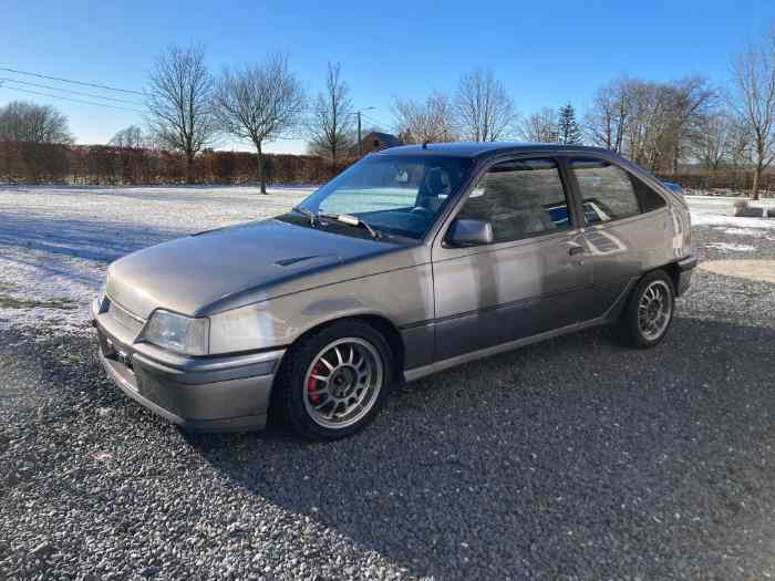 opel Kadett 2.0 GSI 16 V état rare 1