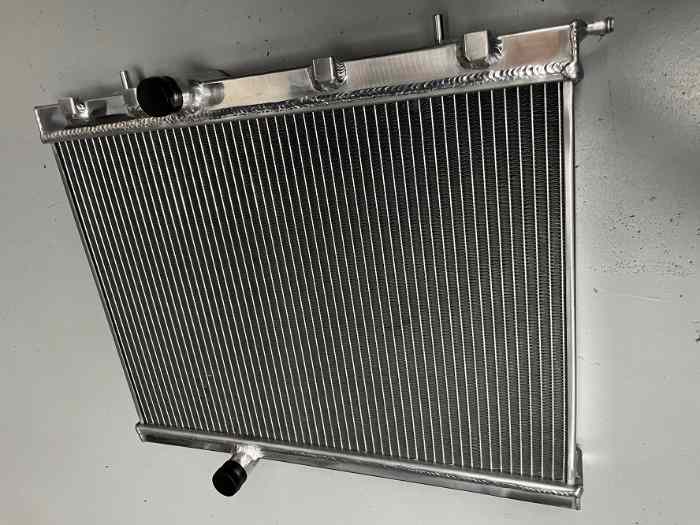 Radiateur alu gros volume pour 206 RC / S16 1