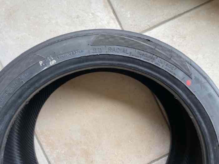 PNEUS RACING MRF ZTA 235/40-18 Medium 3