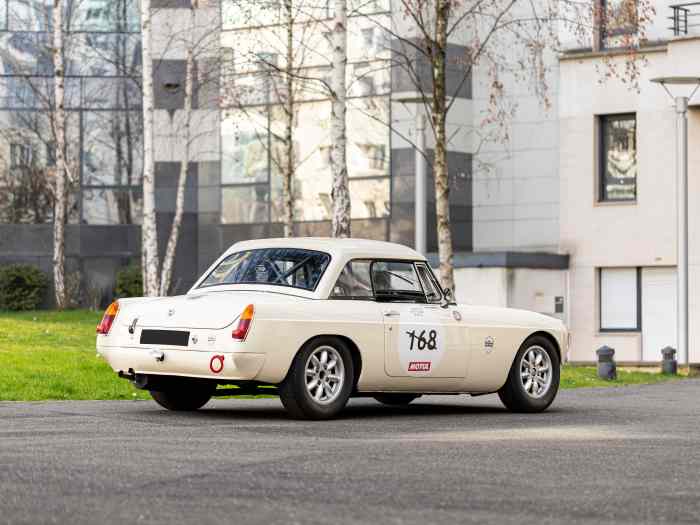 1964 – MGB FIA 1