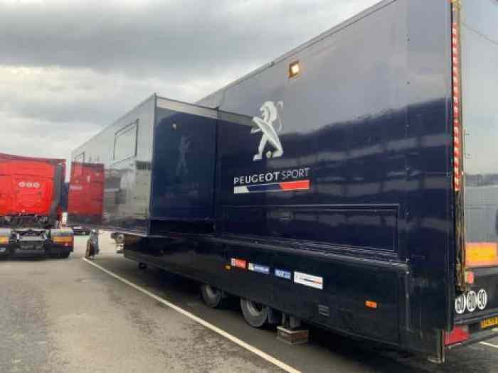 MOTORHOME EX PEUGEOT SPORT 1