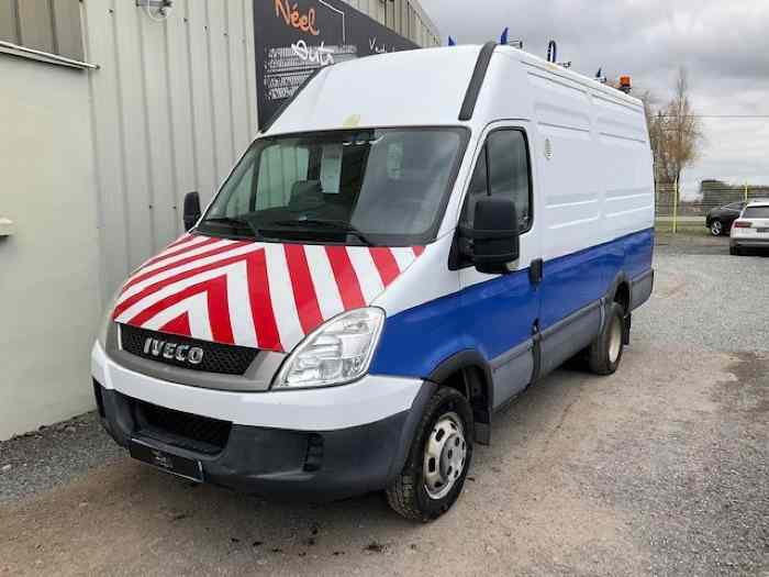 IVECO DAILY 35C15V 3.0 Roue arrière jumelée 1