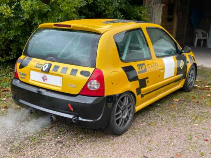 Clio cup x65