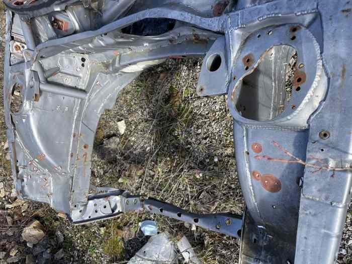 Caisse accidentée 306 Maxi V2 irrécupérable sans VK 1