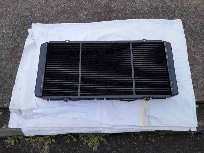 Radiateur neuf gros volume 205 / 309 avec ventilateur Spal 1