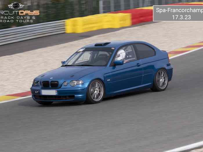 BMW M3 E46 Compact prépa piste 5