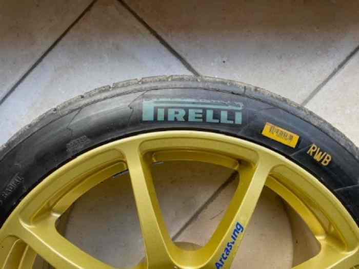 Pneus Rally Pirelli Cinturato 235/40-18 RWB 1