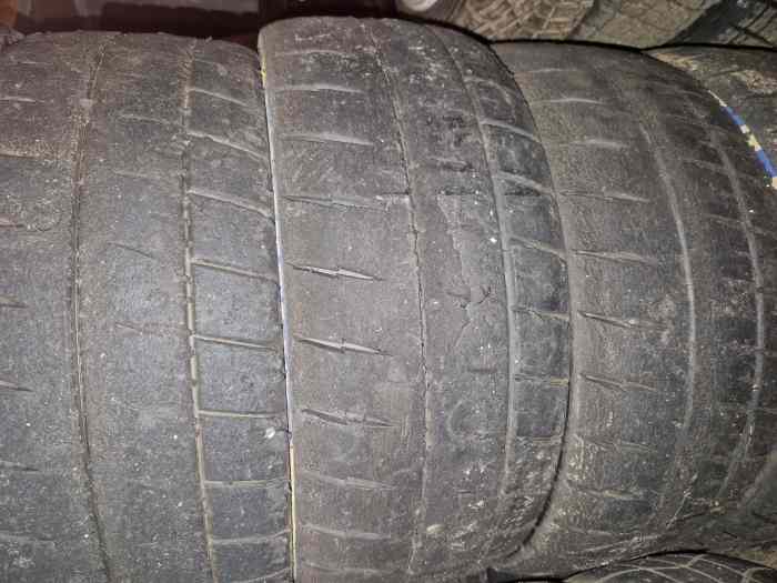 Lot de pneus Michelin 20/65/18 2