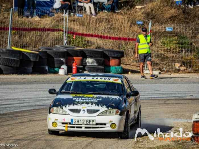 Se vende Renault Megane coupé o se cambió por kart Cross como parte de pago – photo 5 sur 5