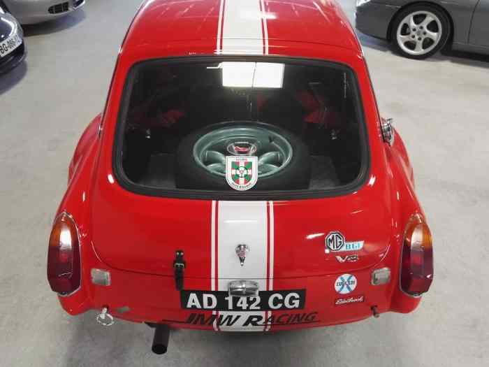 MGB GT V8 SEBRING 1