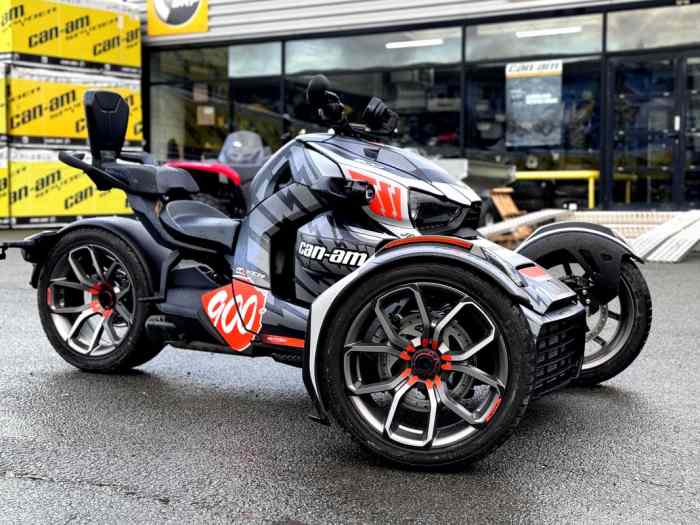 CAN-AM RYKER 900 DUO 3