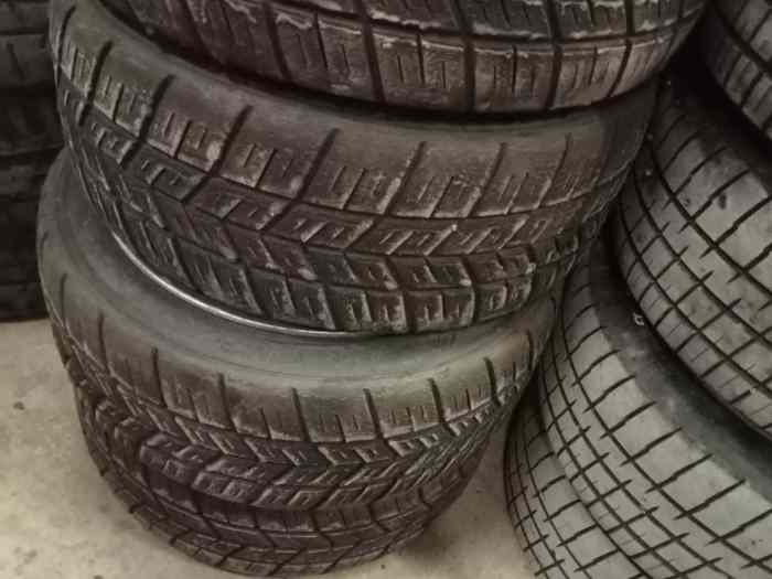 Pneu hankook intermédiaire 18 pouces