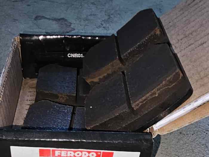 Ferodo brake pads 1