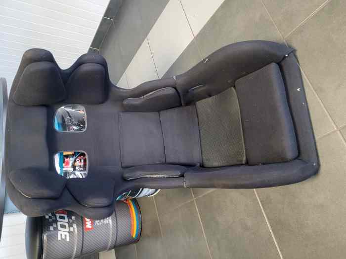 Recaro P1300 GT 1