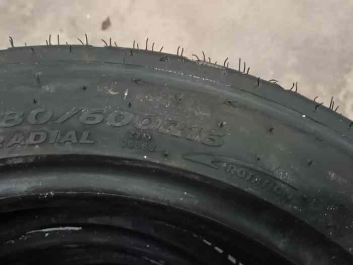 Pneu pluie Hankook neuf 1