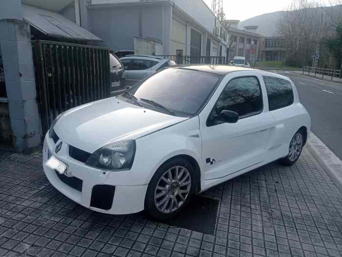 Réplique Clio v6 1