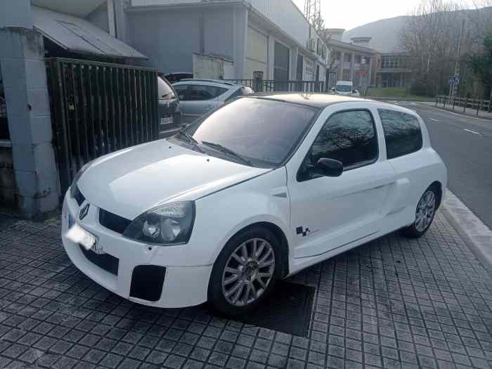 Réplica Clio v6 1