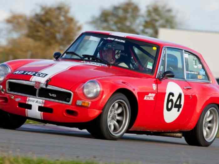 MGB GT V8 SEBRING 3