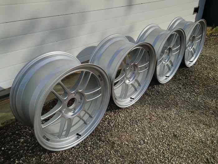 4 jantes Enkei RPF1 18x9 5x114.3 neuves 0