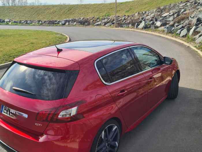 308 gti by peugeot sport 272ch s&s 2