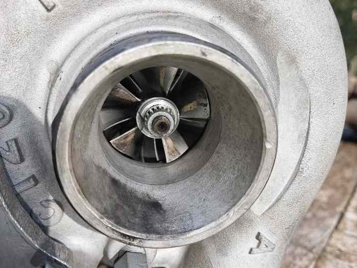 Vend Culasse préparé gros conduit & dimplé , Turbo , collecteurs Echap & Adm pour 4x4 TOYOTA Moteur diesel 2LT ( 2.4 L Turbo) 1