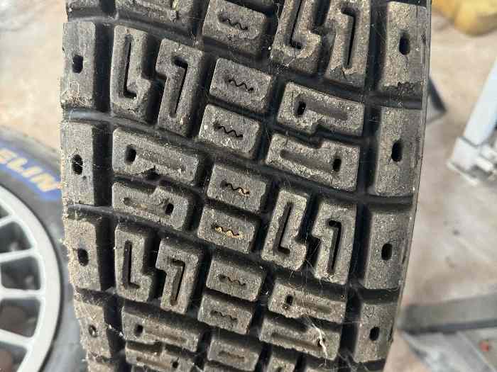 Pneus Michelin terre 195/65/15 gomme 91 0