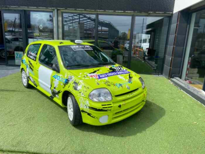 Clio rs fn3 avec 6 pneus neufs 0