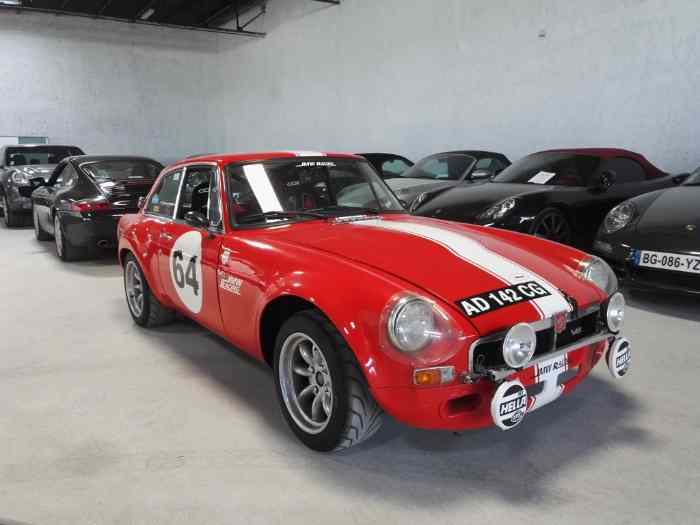 MGB GT V8 SEBRING 2