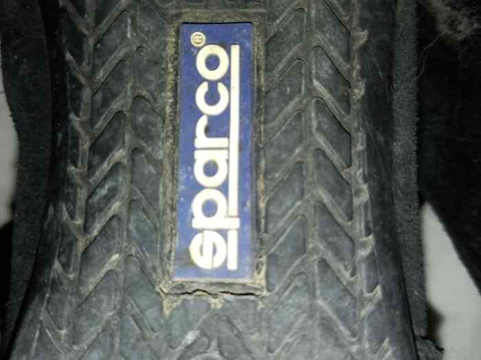 Chaussures SPARCO - Taille 38 - FIA 8856-2000 2