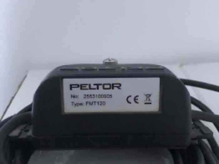 Radio peltor 1