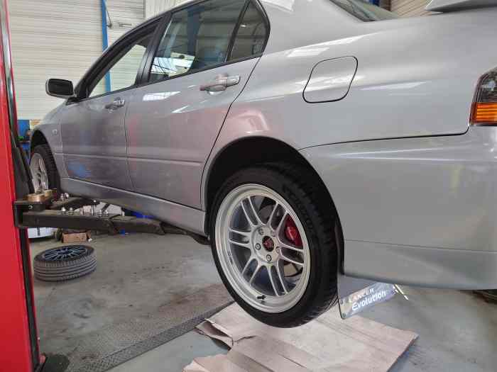 4 jantes Enkei RPF1 18x9 5x114.3 neuves 3