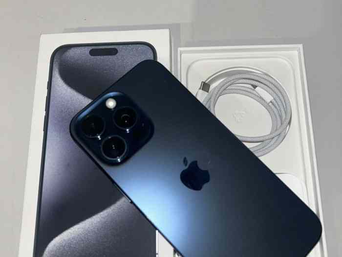 Apple iPhone 15 Pro Max $600 / Tecno P...