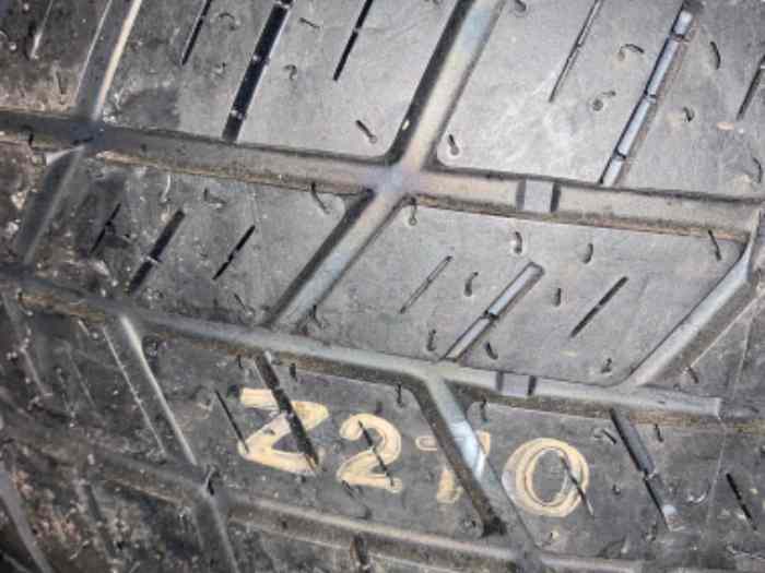 Pneus Hankook W52 17pouces Neuf 1