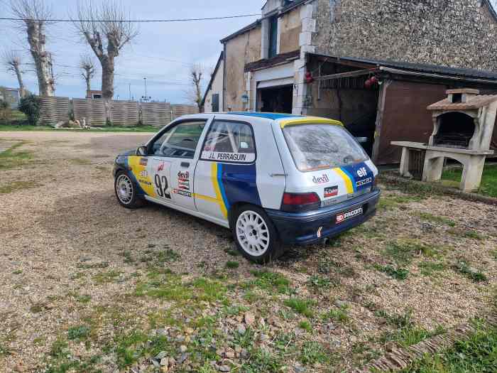 Clio 16s ex coupe – photo 3 sur 5