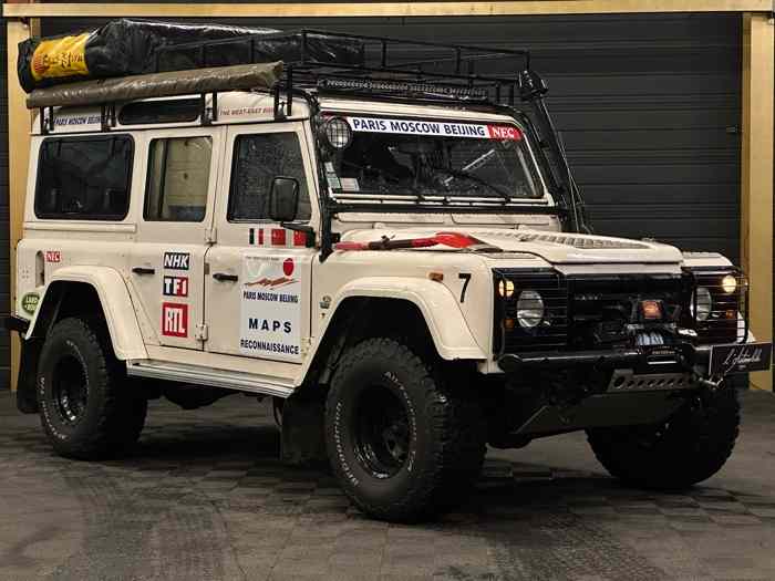 LAND ROVER DEFENDER 110 200 TDI préparé RAID / RALLYE 1
