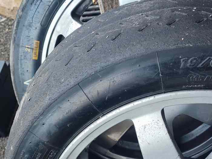 Pneus michelin r21 1