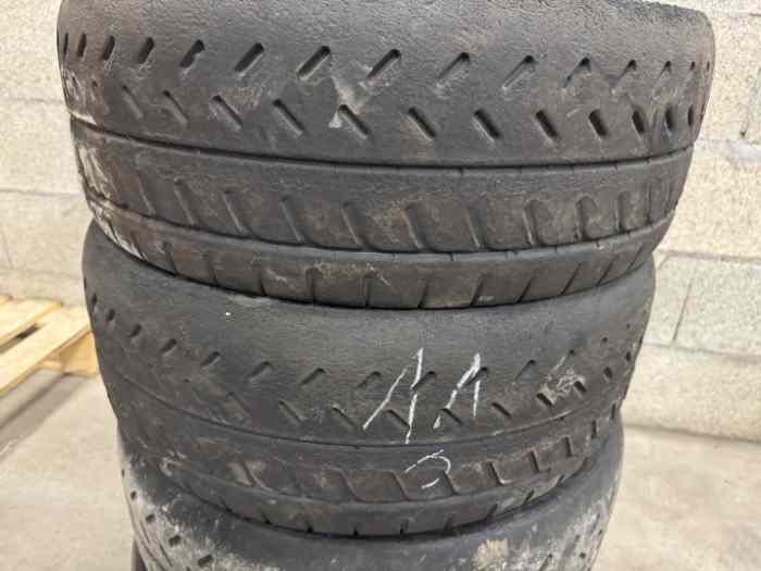 4 pneus Michelin R11 et R21 19-60 16 2