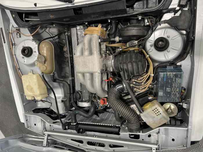 BMW 323 I VHC 1