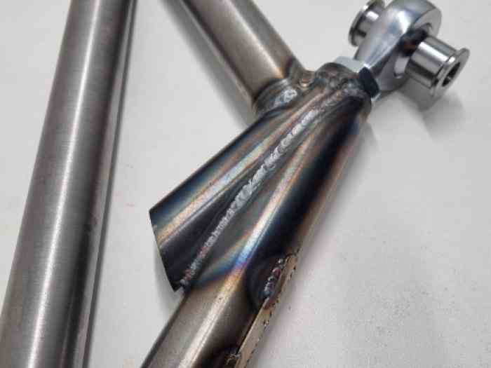 triangles 106 / SAXO F2000 3
